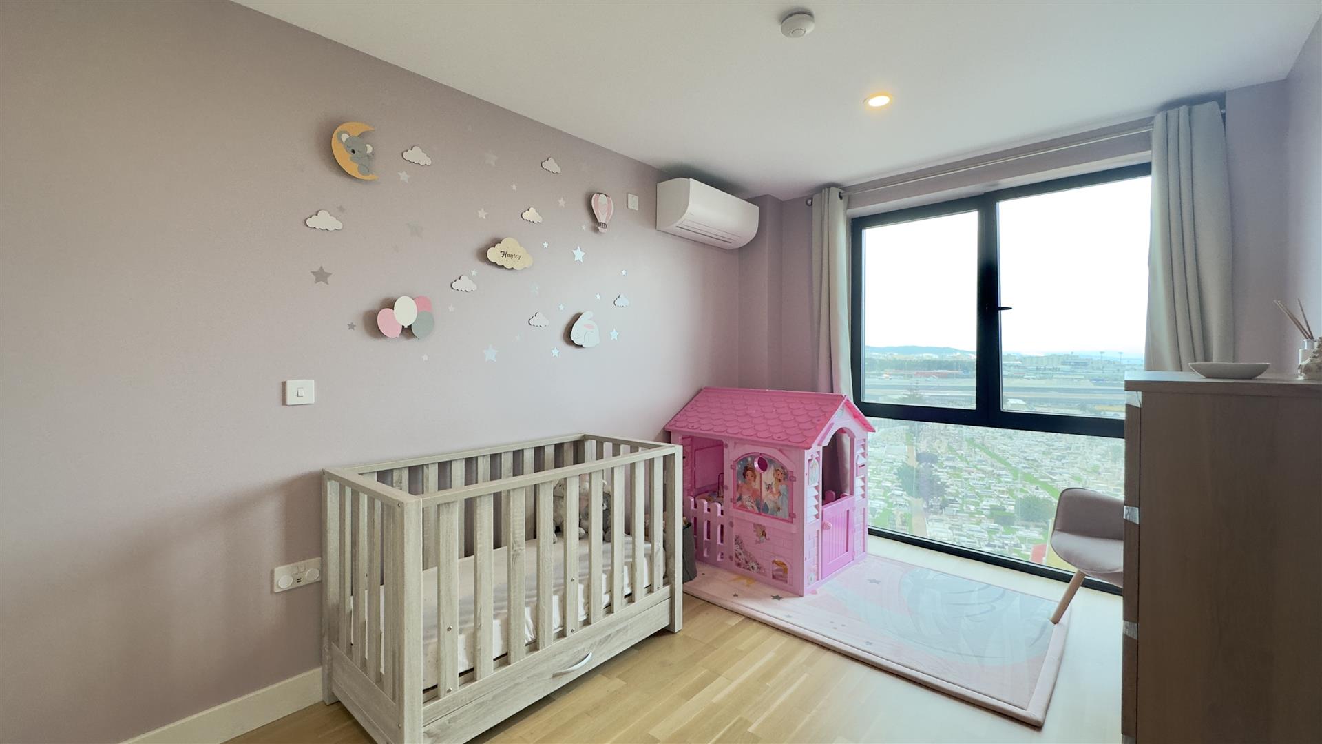 Image of Apartment - 3 Bedrooms - 2 Bathrooms for Sale in Forbes-Gibraltar, Image 7